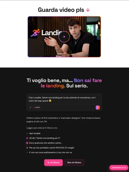 Pagina con un video in cima e, sotto, una finta chat con un generatore di siti